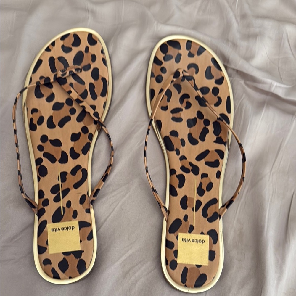 Dolce Vita Brown and Black Sandals Leopard Print